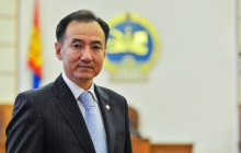 ТӨРД “М СИ ЭС” ГРУППИЙГ ТӨЛӨӨЛЖ СУУГАА УИХ-ЫН ГИШҮҮН Д.ЦОГТБААТАР “ПЕТРОВИС”-ТЭЙ ХАЛААС НЭГТЭЙ 