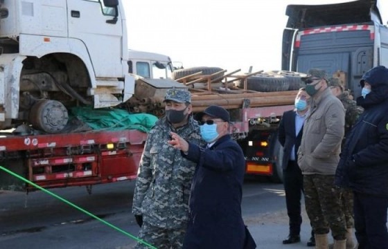 Улсын онцгой комиссын шуурхай штабын ажлын хэсэг “Замын-Үүд” боомтод ажиллалаа