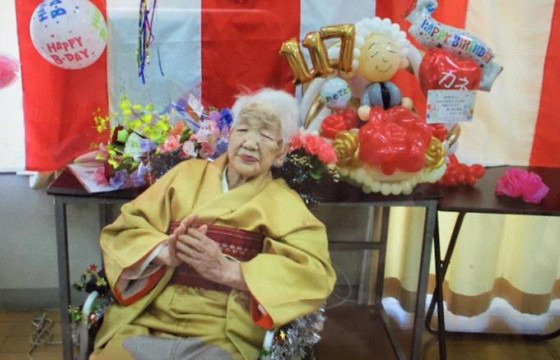 118 настай, дэлхийн хамгийн өндөр настан Олимпын бамбарыг авчирна