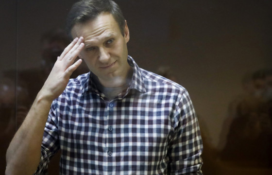 Алексей Навальный өлсгөлөнгөө зогсоожээ