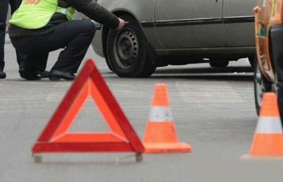 Өнгөрсөн амралтын өдрүүдэд зам тээврийн ослын улмаас хоёр хүн амиа алджээ