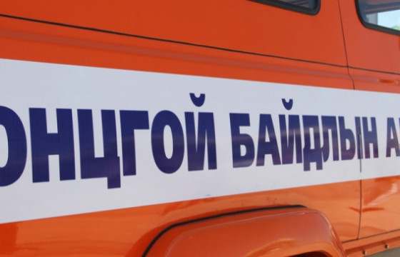 Агуулахын дээвэр нурсны улмаас хүн дарагдаж нас баржээ
