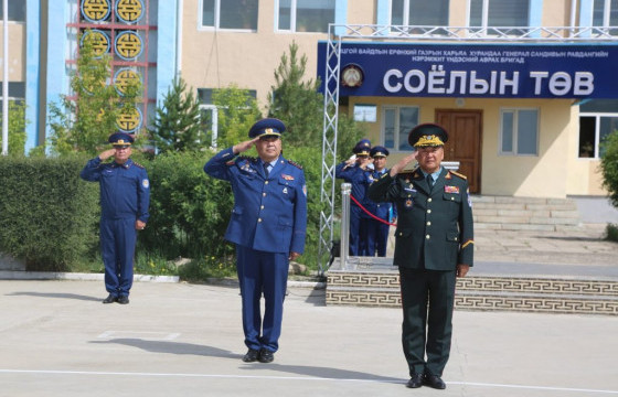 Алба хаагчид цэргийн тангараг өргөж, цолоо гардан авлаа