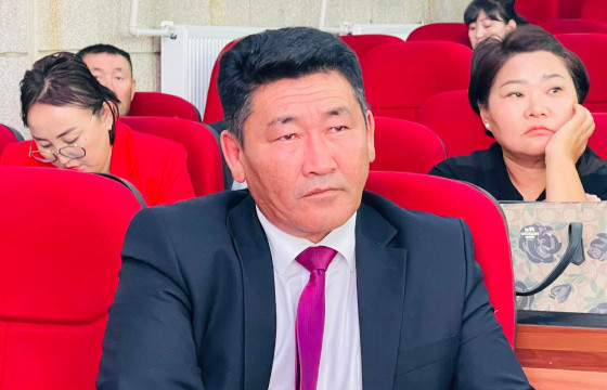 ХОВД АЙМГИЙН ЗАСАГ ДАРГАД НЭР ДЭВШСЭН Т.ДЭЛГЭРСАЙХАН: ИТХ-ЫН ХУРАЛДААН ЗАВСАРЛАГА АВЧИХСАН БАЙНА. ХУРАЛДААН САНАЛ ХУРААЛТААР ҮРГЭЛЖИЛЖ АСУУДЛУУД ТОДОРХОЙ БОЛНО