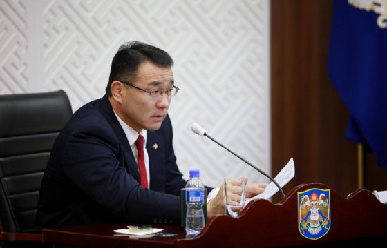 Д. СУМЪЯАБАЗАР:             Нийтийн тээврийн тоо хүртээмжийг өглөө, оройдоо нэмэгдүүлэх үүрэг өглөө