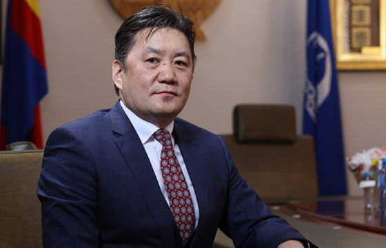 Монголбанкны Ерөнхийлөгч Б.Лхагвасүрэн: Зээл авахад төлдөг нэг хувийн хураамжийг багасгах талаар судалж байгаа