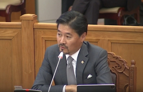 Г.АМАРТҮВШИН: Ц.Даваасүрэн гишүүн намайг Хөгжлийн банкны асуудлаар үндэслэлгүй гүтгэсэн