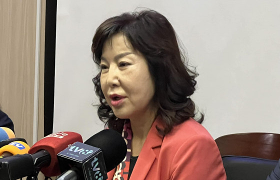 Д.САРАНГЭРЭЛ: Шинэ сайдад анхааруулахад ард, иргэдэд очих мөнгө арилжааны банк дээр эргэлдэж, хүүг нь банк, яамны бүлэглэл хувааж авдаг шүү 