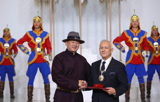  Чингисийн одонт Жак Уэтерфорд: Монгол орны байгалийн сайхан, ард түмний энэрэнгүй сэтгэл нь миний сэтгэлийг хөдөлгөж, ном бичихээр шийдсэн 