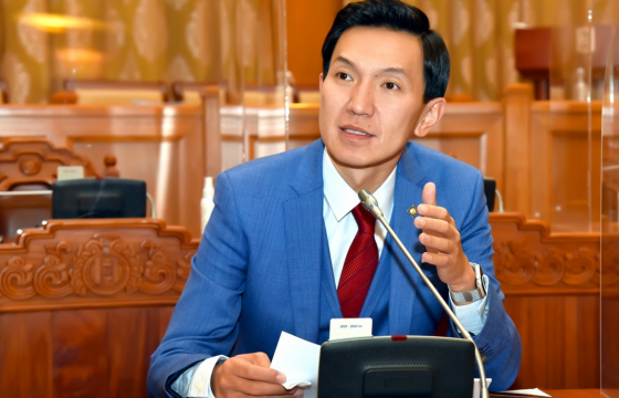 Н.Учрал: Хулгайг үндсээр нь устгахын тулд нүүрсний бирж байгуулах хэрэгтэй