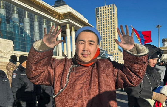 Жүжигчин У.ЦОГТБАЯР: Сэтгэлээрээ тусалсан эгчийг минь саатуулчихлаа