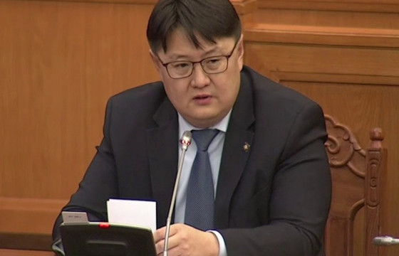 Ш.РАДНААСЭД: Уул, уурхайн бүтээгдэхүүний биржийг хурдан байгуулах хэрэгтэй байна