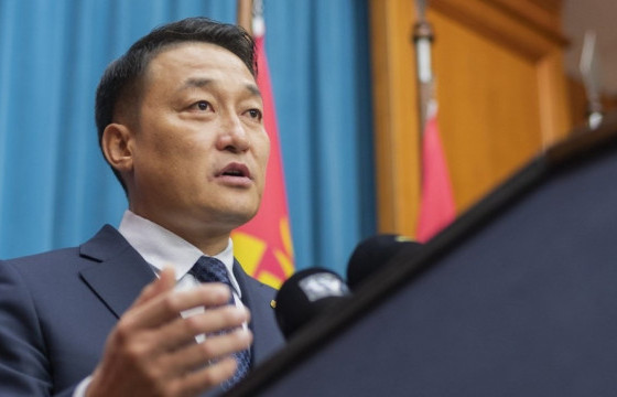 Д.АМАРБАЯСГАЛАН: 