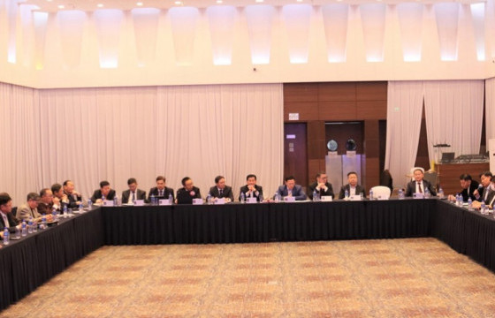 Барилга, хот байгуулалтын сайд салбарын ТББ-ын удирдлагуудтай уулзлаа