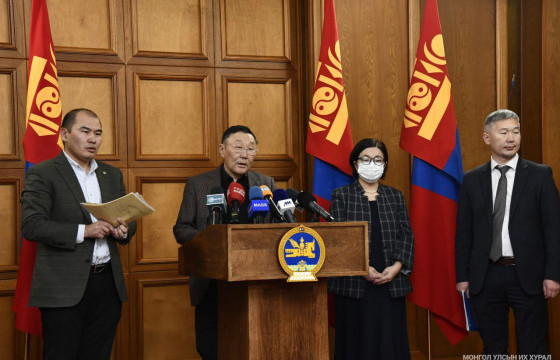 Г.Чулуунбаатар: Зөвлөлдөх санал асуулгын асуулт дотор “шинээр Үндсэн хууль батлах” тухай агуулга огт байхгүй