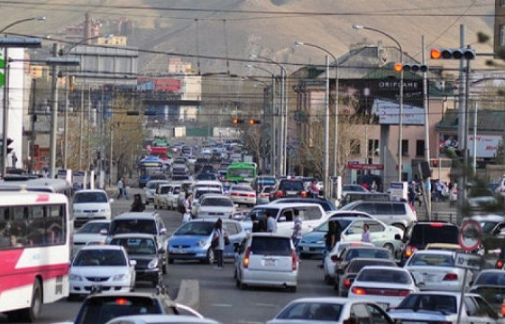 Нийслэлийн хөдөлгөөнд оролцож буй жолооч нарт ирэх сард цахим гэрчилгээ олгохоор болжээ