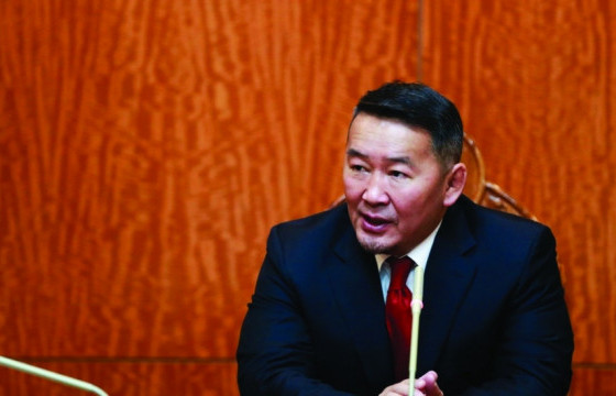 Х.БАТТУЛГА: Монгол Улсыг аж үйлдвэржүүлэх асуудлыг жадлан эсэргүүцдэг хүн бол Ч.Хүрэлбаатар