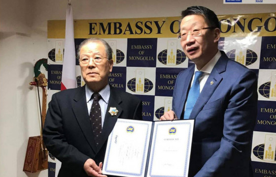 Япон дахь “Монгол төв” ТББ-ын удирдах зөвлөлийн даргыг Алтан гадас одонгоор шагналаа