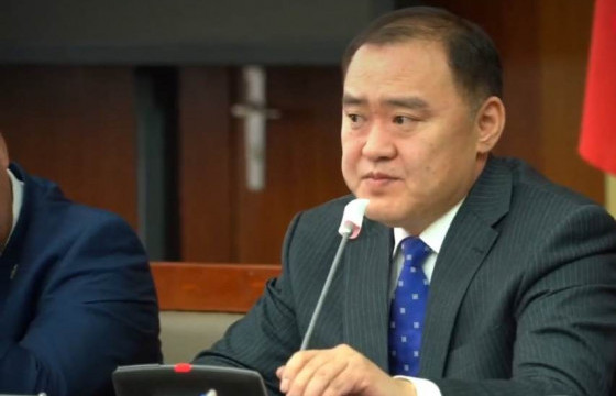 ЛУ.ГАНТӨМӨР: Бид 70 хувийн ядуурлыг бууруулж, төр иргэдийг хуулиар дарамталдаг байдлыг зогсооно