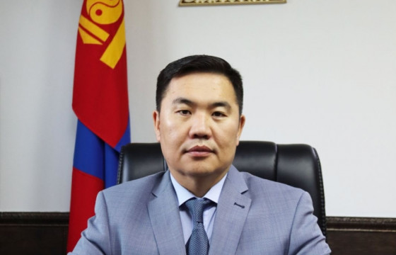 Б.ГҮРСОРОНЗОН: 2023 ОНЫ ХОЁРДУГААР УЛИРЛААС С ЗӨВШӨӨРЛИЙГ И-МОНГОЛИАГААР ОЛГОНО