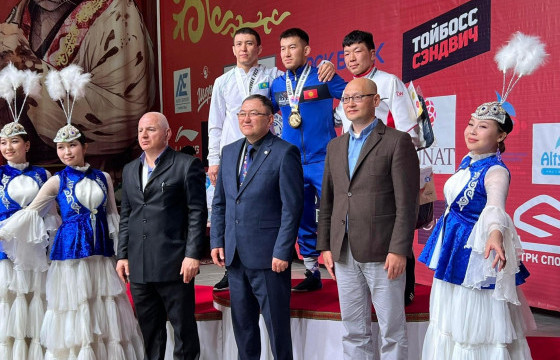 Н.Бат-Эрдэнэ Бишкекээс хүрэл медаль хүртжээ