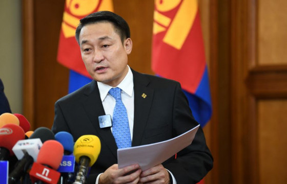 Д.АМАРБАЯСГАЛАН: 