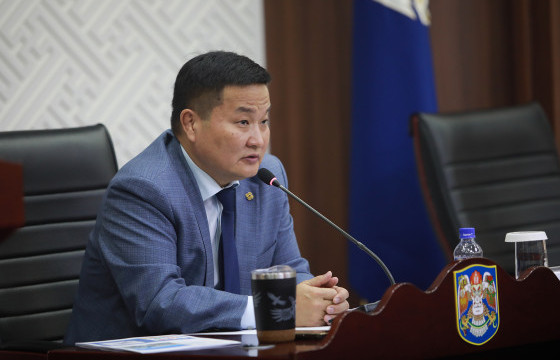 Ж.СҮХБААТАР: Сэтгэлгээний түгжрэл илүү байна