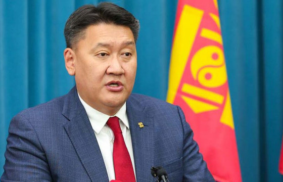 Б.ЖАВХЛАН: Засгийн газар гадаад өрөө цаг хугацаанд нь төлж,Монгол Улс дефольт болох эрсдэлээс ангижирлаа  