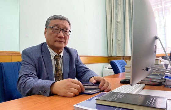 Монгол Улсын гавъяат хууль Н.Лувсанжав: Хүрээлэнг УИХ-ын дэргэд ажиллуулснаар хууль тогтоох үйл ажиллагаанд шинжлэх ухааны үндэслэлтэй хандах боломж нэмэгдэнэ