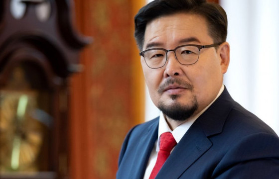 Чуулганаар төсвийн төслийг буцаах эсэх санал хураалтыг үргэлжлүүлнэ