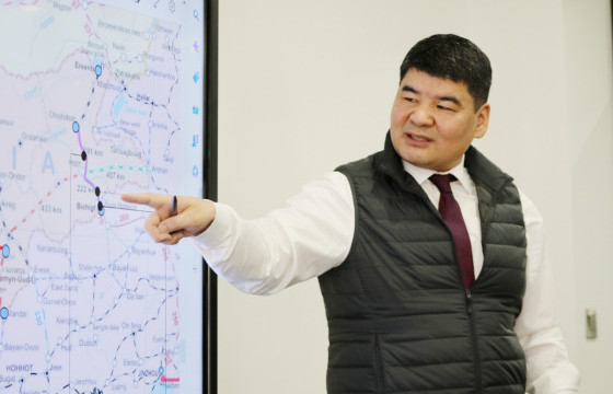 МОНГОЛЫН ТӨМӨР ЗАМ” ТӨХК БООМТЫН СЭРГЭЛТИЙН ХҮРЭЭНД ТӨМӨР ЗАМЫН ТӨСЛҮҮДИЙГ ЭРЧИМЖҮҮЛЖ  БАЙНА