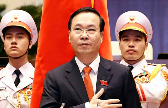 Вьетнамын Ерөнхийлөгч Во Ван Туонг авлигын хэргээр огцорчээ