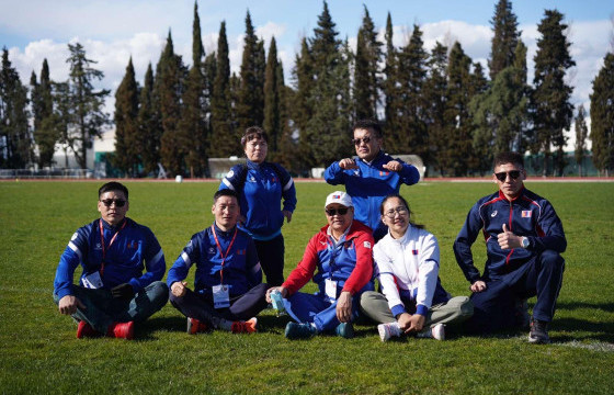 Парагийн тамирчид Италийн тэмцээнээс зургаан медаль хүртжээ