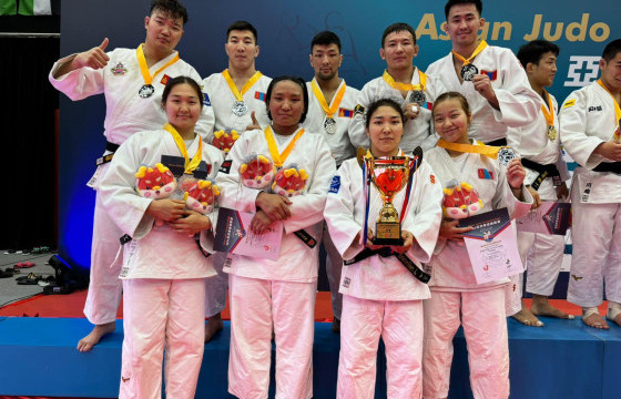 Жүдо бөхийн Азийн аваргаас Монголын баг мөнгөн медаль хүртлээ