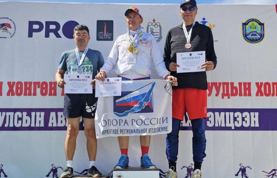 Сагсчин Ц.Шаравжамц 36 жилийн дараа өндрийн харайлтаар медаль хүртлээ