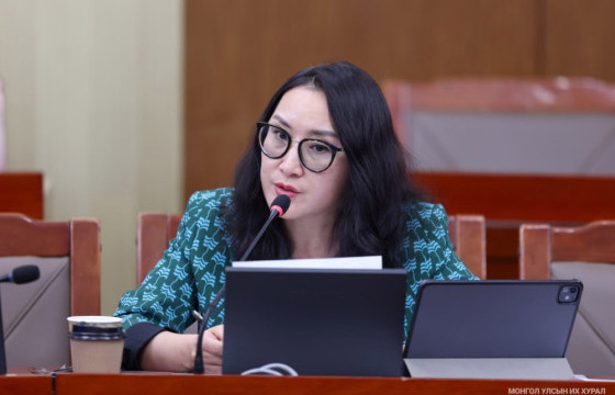 Ж.БАЯРМАА: Бид Ерөнхий сайдын хүүгийн найз охин руу бэлэг явуулаагүй
