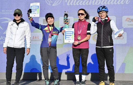 Дуатлоны Азийн цомын сонихогчдын ангиллын аваргууд тодров