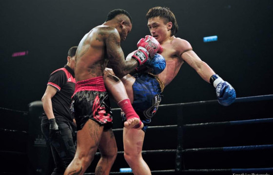 Н.Бат-Эрдэнэ муатай-гийн дэлхийн аваргаас мөнгөн цом хүртжээ