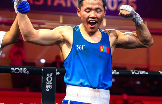 Г.Лундаа, Гүржийн Артюш Гомцяныг 5:0-ээр яллаа