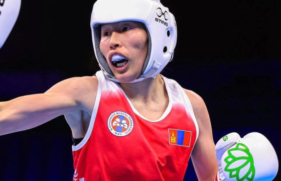 Л.Алтанцэцэг боксын дэлхийн аваргаас хүрэл медаль хүртлээ