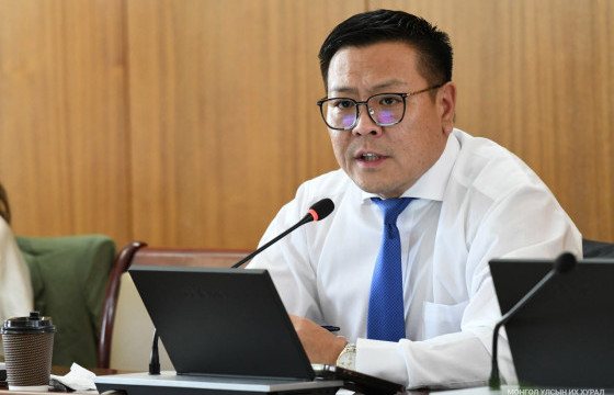 Б.БАЯРБААТАР: Б.Энхбаяр гишүүнийг намаасаа хөөх шаардлагыг Бага хурлын гишүүдээс ирүүлэх гэж байгаа гэсэн мэдээлэл авсан