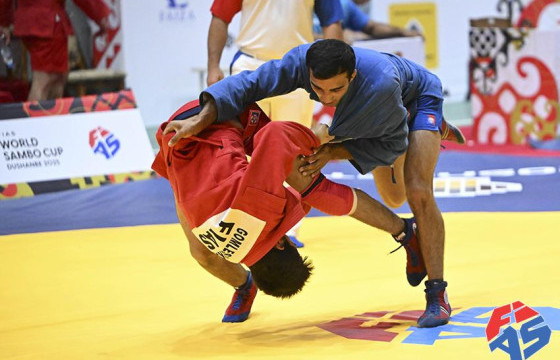 Самбо бөхийн дэлхийн аваргын эхний өдрийн медальтнууд тодорлоо