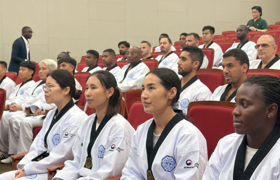 Солонгос Улсад “ Global Taekwondo Master Training Program” сургалт болж байна