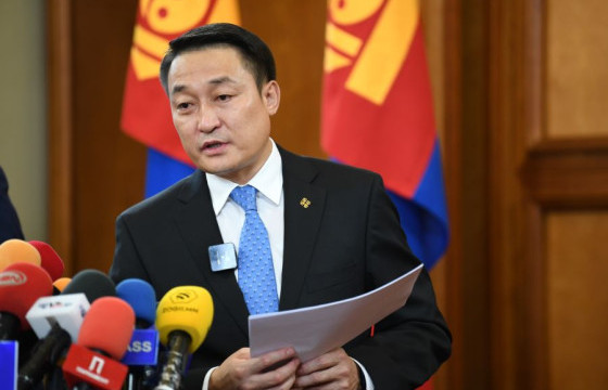 УИХ-ын гишүүн Д.Амарбаясгалангийн өмгөөлөгчид прокурорын дуудан ирүүлэх мэдэгдэх хуудсыг хүргүүлжээ 