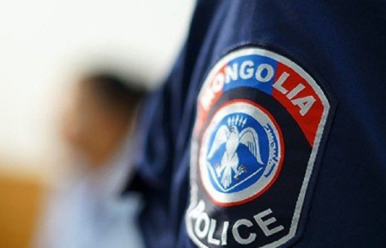 Цахим мөрийтэй тоглоом тоглож, 80 сая төгрөг залилуулжээ