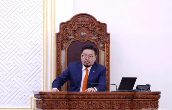 Г.ЗАНДАНШАТАР: МАН-ын даргын төлөөх өрсөлдөөнөөс нэрээ татаж байна