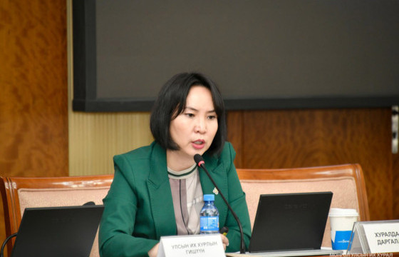 УИХ-ЫН ДАРГЫН ДЭРГЭДЭХ “МАНУУХАЙ” М.МАНДХАЙ
