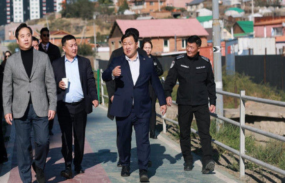 НИТХ-ЫН ТӨЛӨӨЛӨГЧИД 