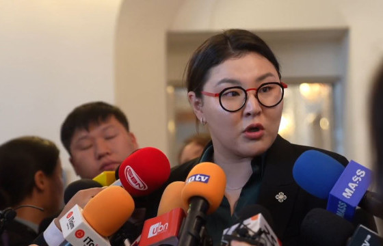 Э.БОЛОРМАА: Нөхөн сонгуулиар дахин гарч ирнэ гэж мөрөөдсөн хэдэн ах нарын хийж байгаа зохиол явж байна