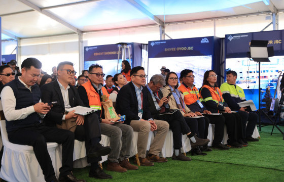 “MININGWEEK&MINEPRO-2025” ОЛОН УЛСЫН ҮЗЭСГЭЛЭН, ЧУУЛГА УУЛЗАЛТ ЭХЭЛЛЭЭ